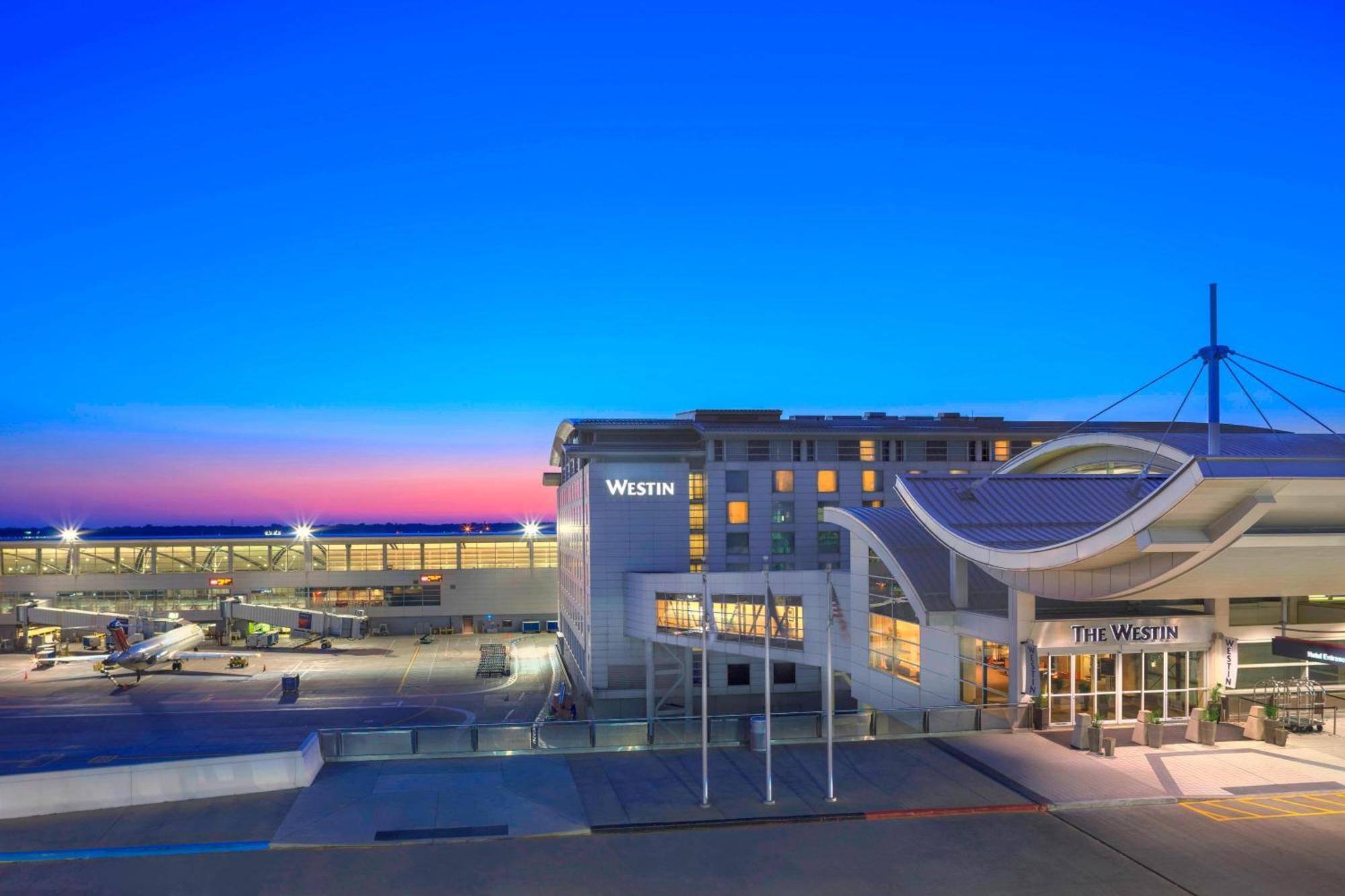 The Westin Detroit Metropolitan Airport Hotel Ромулус Екстериор снимка