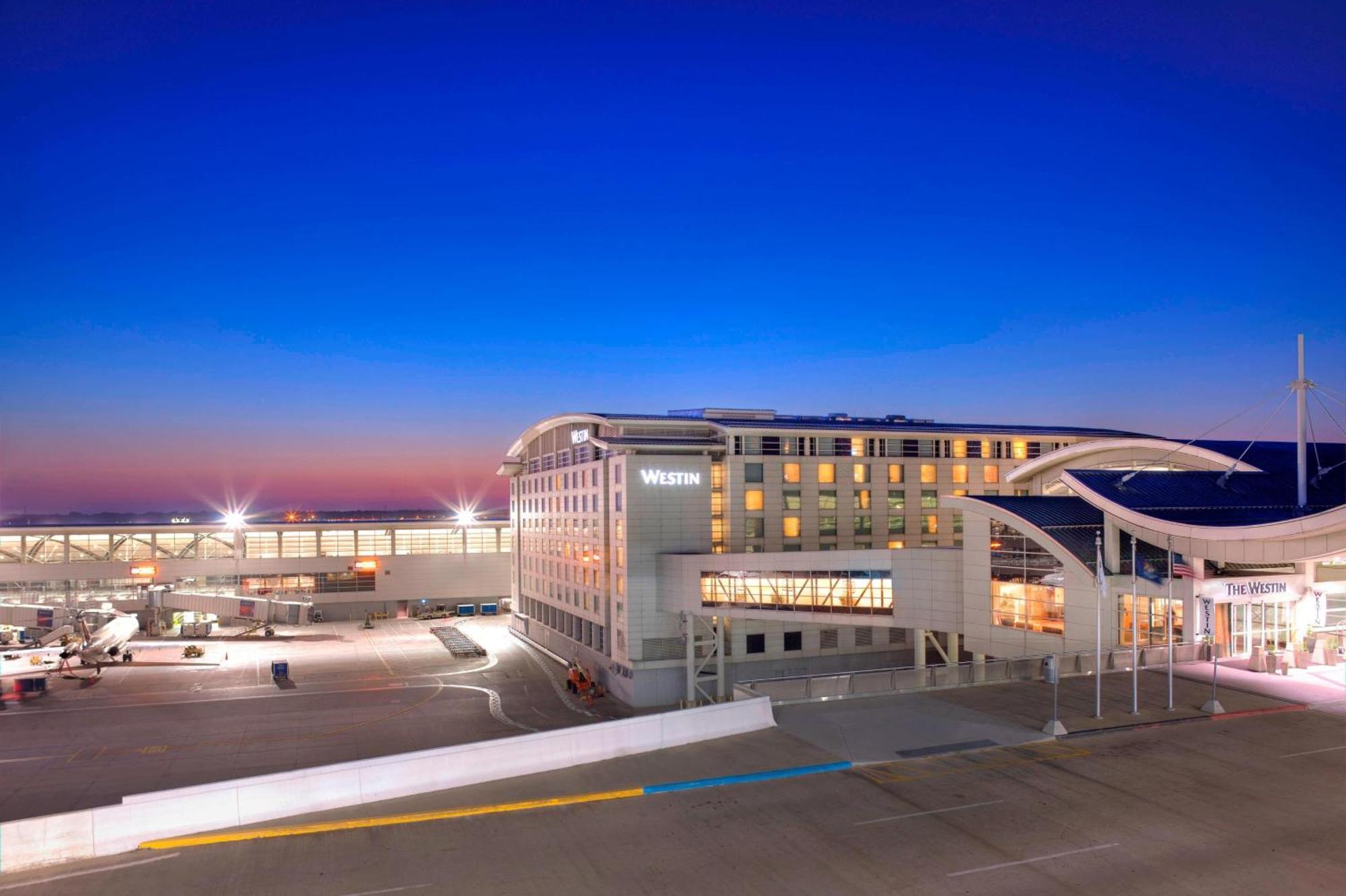 The Westin Detroit Metropolitan Airport Hotel Ромулус Екстериор снимка