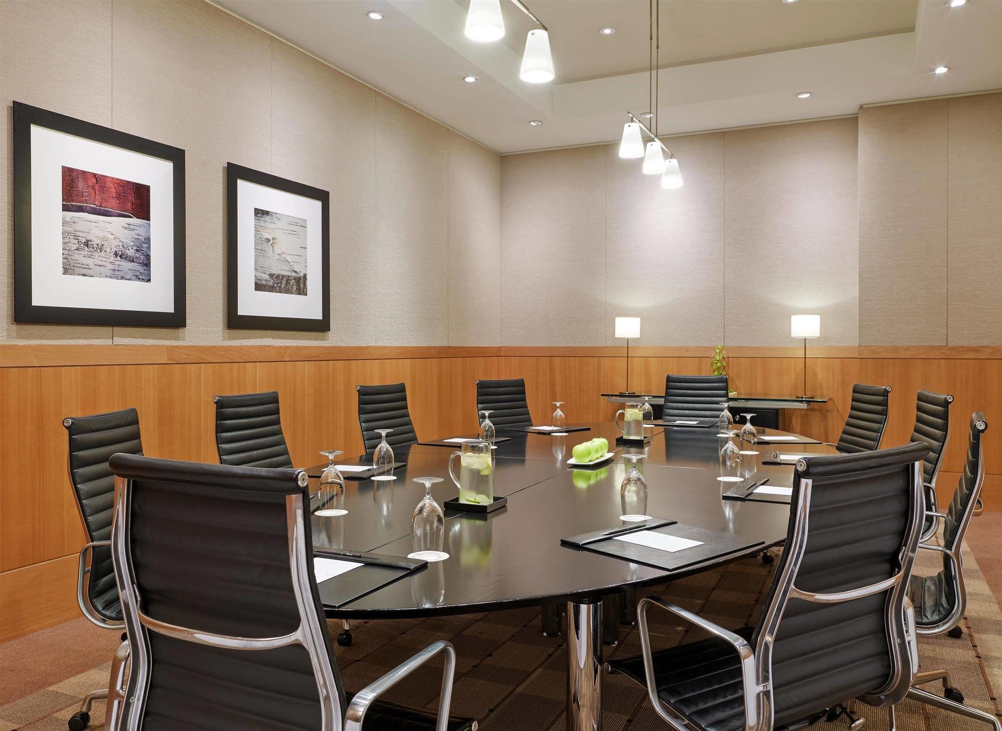 The Westin Detroit Metropolitan Airport Hotel Ромулус Екстериор снимка